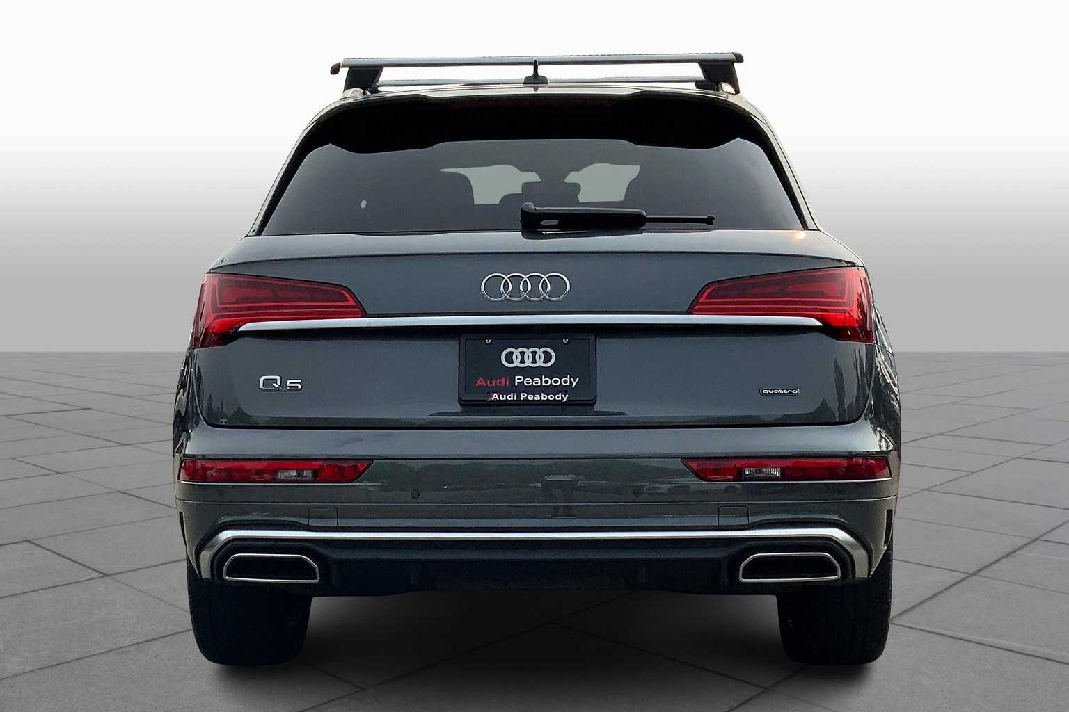 2022 Audi Q5 S line Premium photo 4