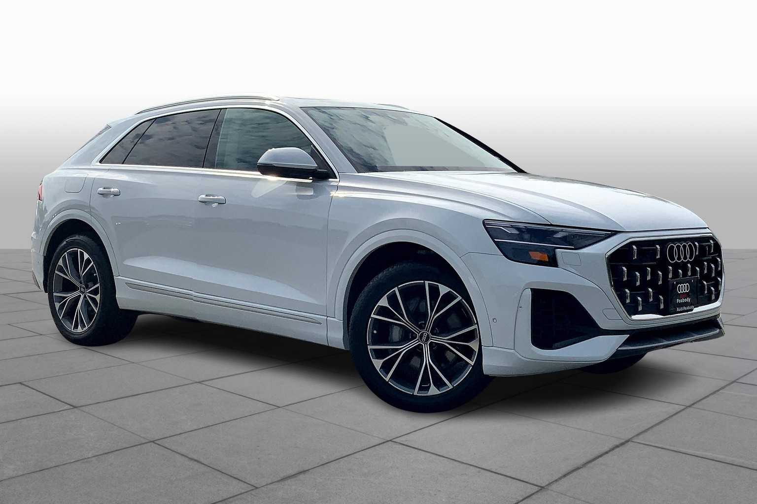 2025 Audi Q8 Premium Plus