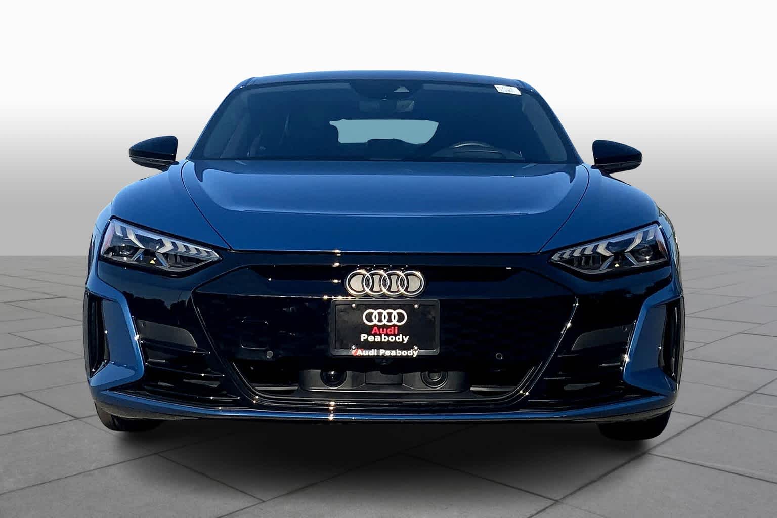 2022 Audi e-tron GT Prestige photo 3