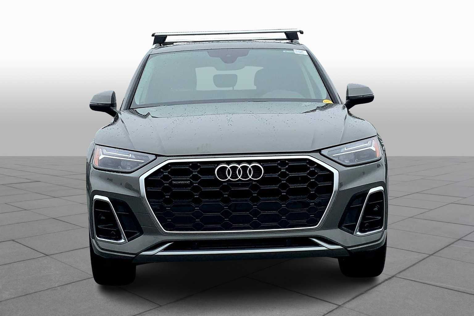 2023 Audi Q5 S line Premium Plus photo 3