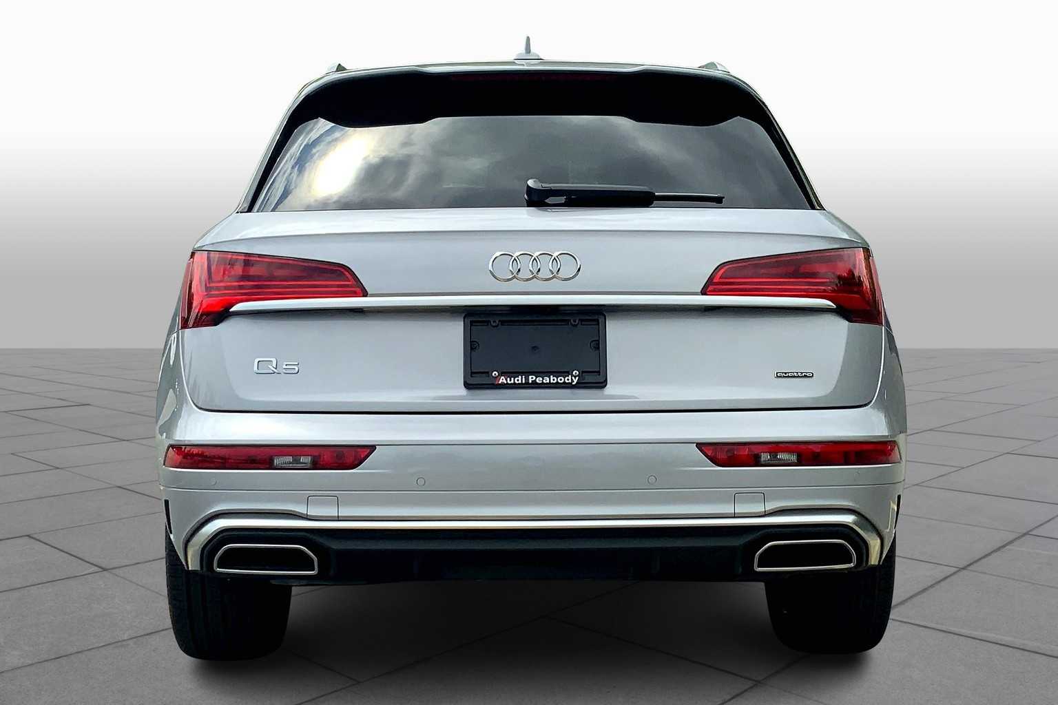 2024 Audi Q5 S line Premium Plus photo 4