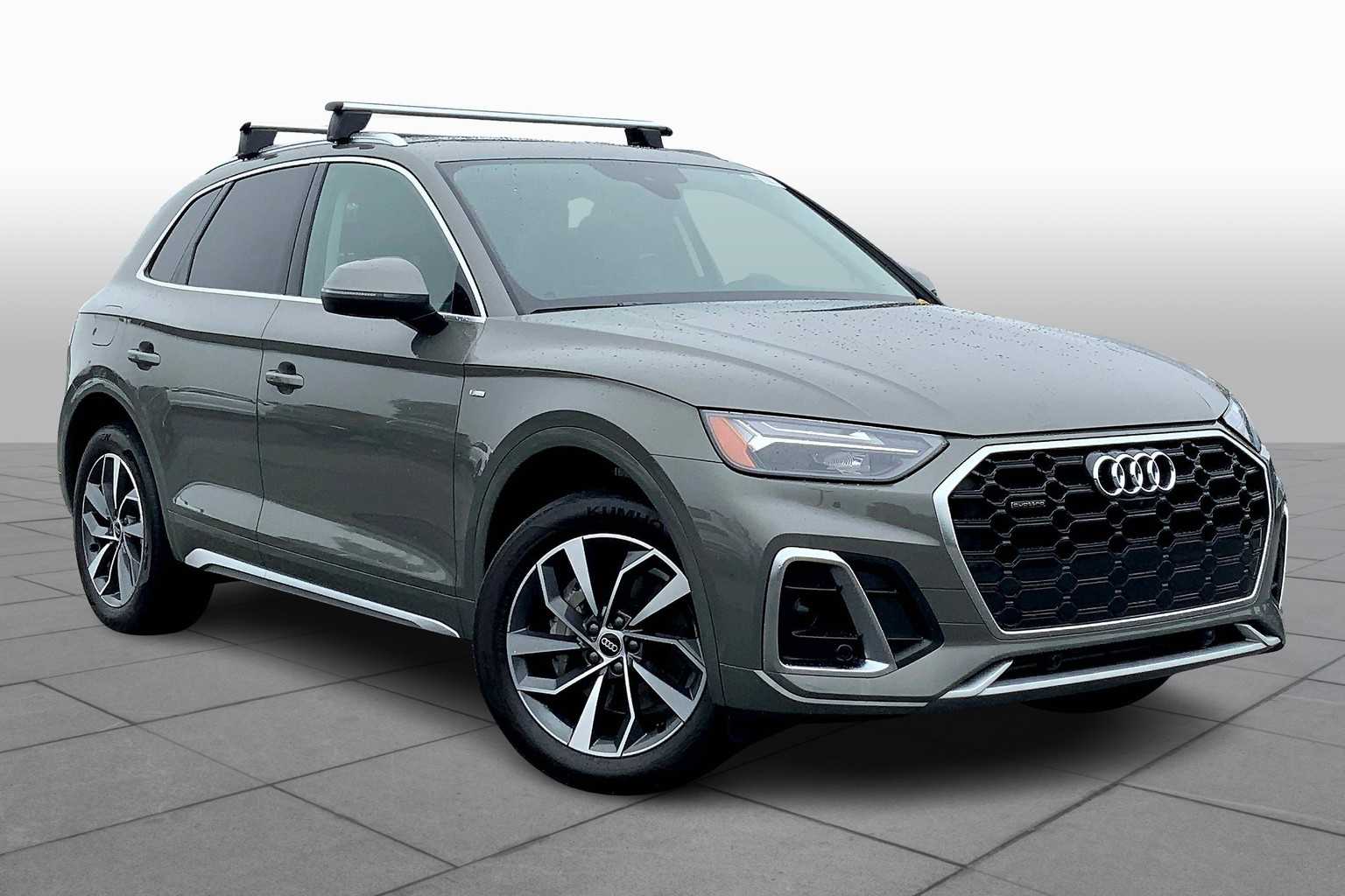 2023 Audi Q5 S line Premium Plus photo 2