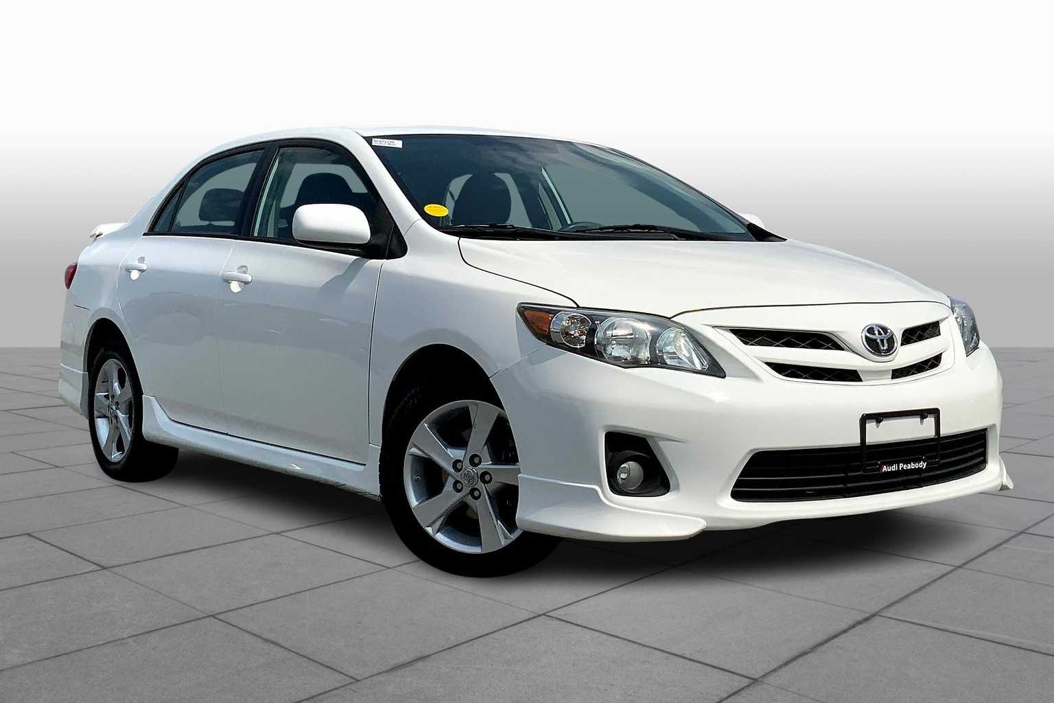 Used 2011 Toyota Corolla LE with VIN 2T1BU4EE9BC601246 for sale in Peabody, MA
