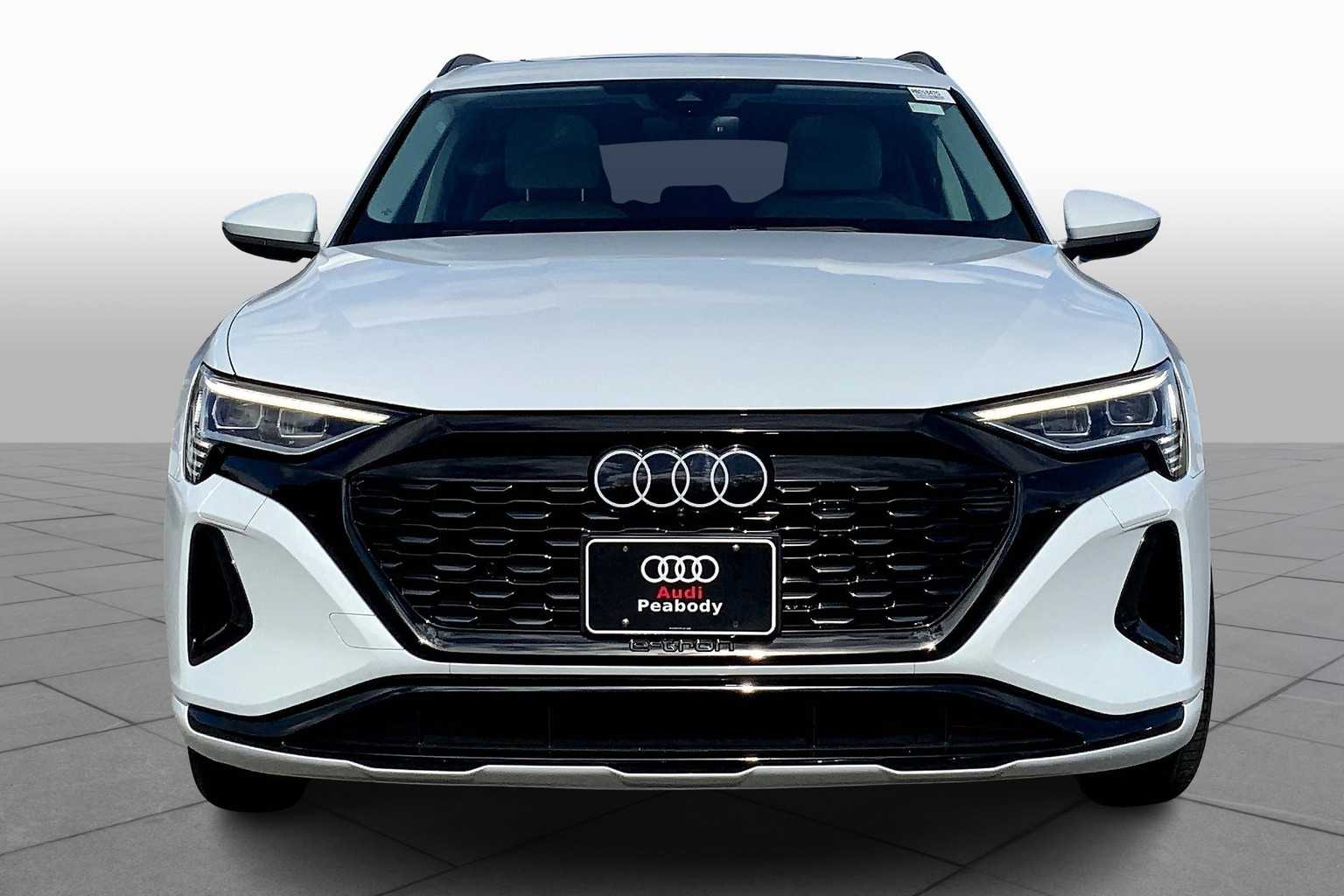 2024 Audi Q8 E-tron Premium photo 3