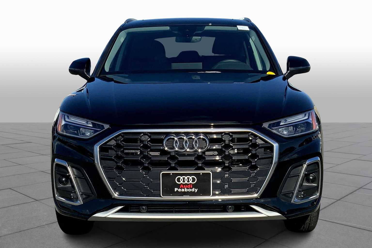 2025 Audi Q5 S line Premium Plus photo 3