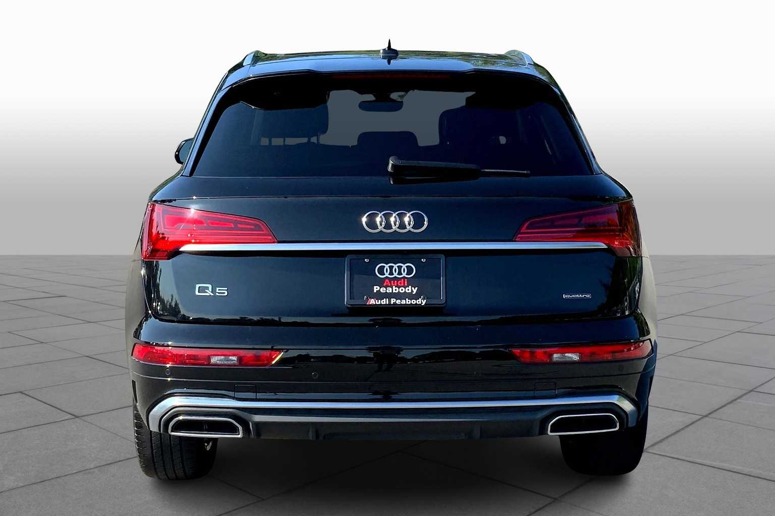 2022 Audi Q5 S line Premium Plus photo 4