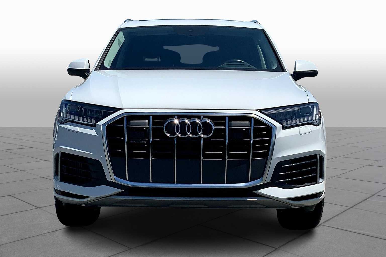 2021 Audi Q7 Prestige photo 3