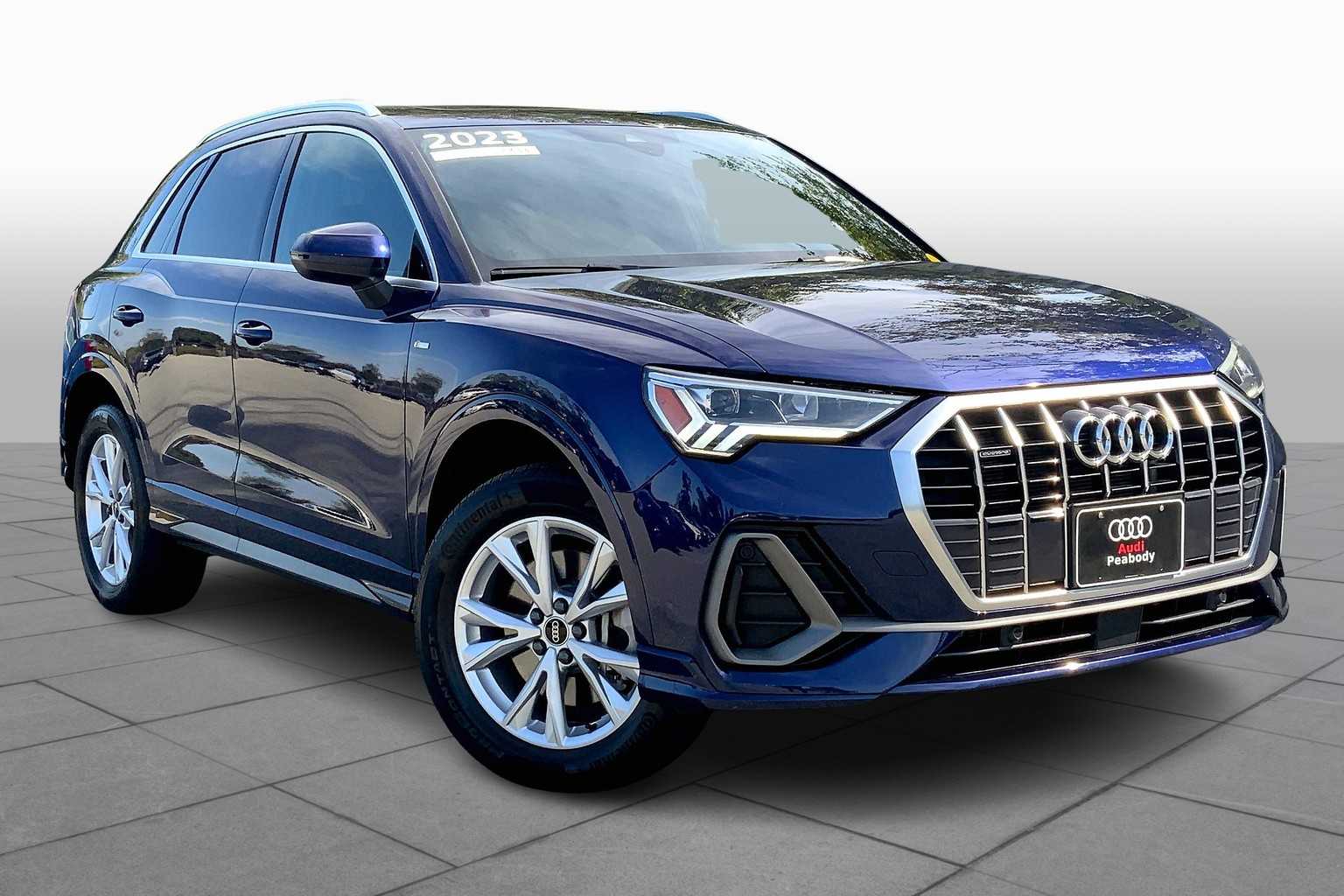 2023 Audi Q3 S line Premium photo 2