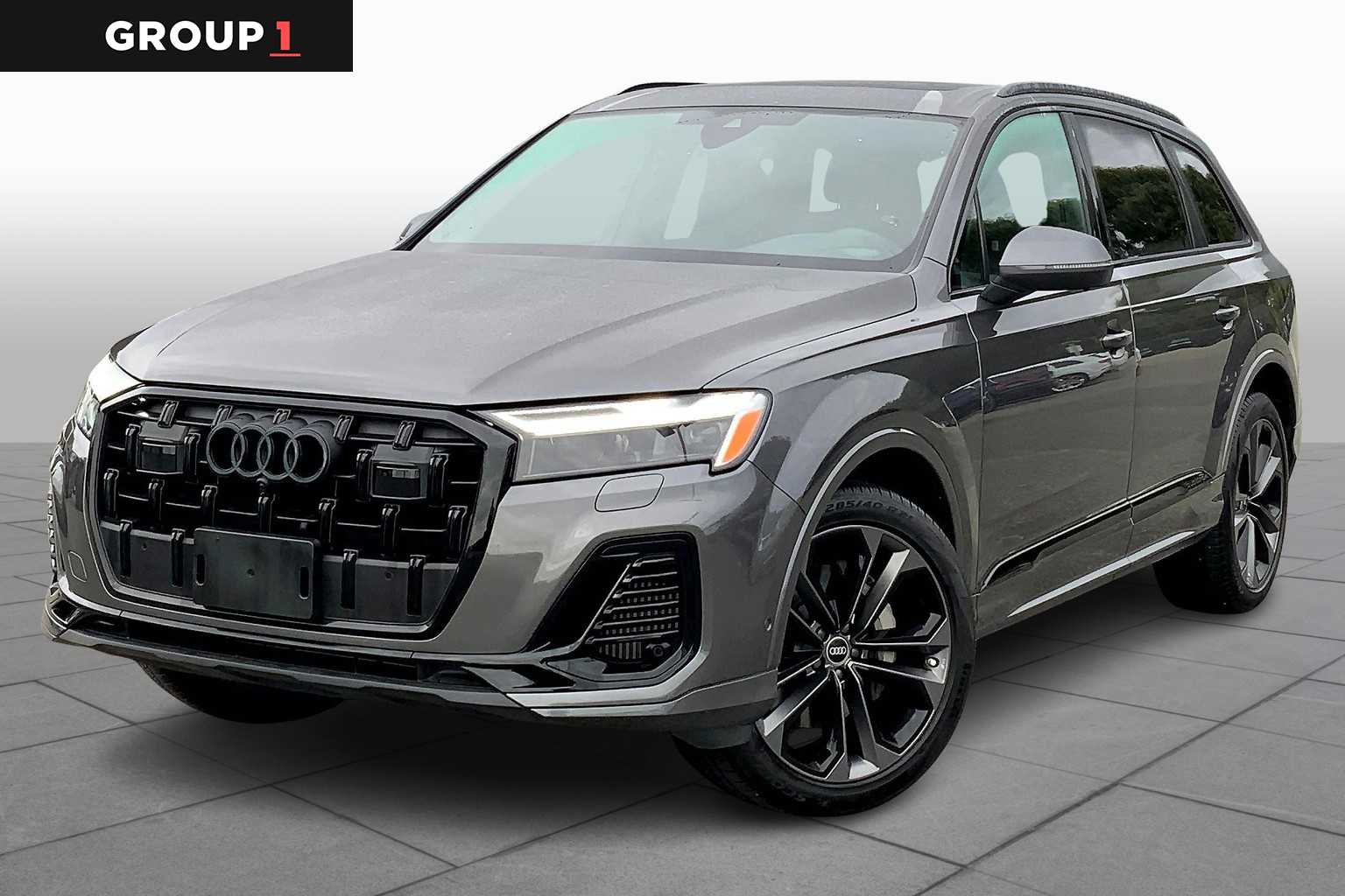 2025 Audi Q7 Premium Plus's photo