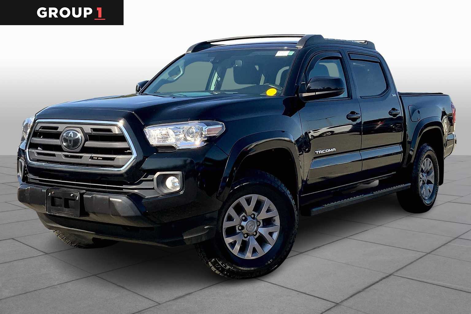 2019 Toyota Tacoma SR5's photo