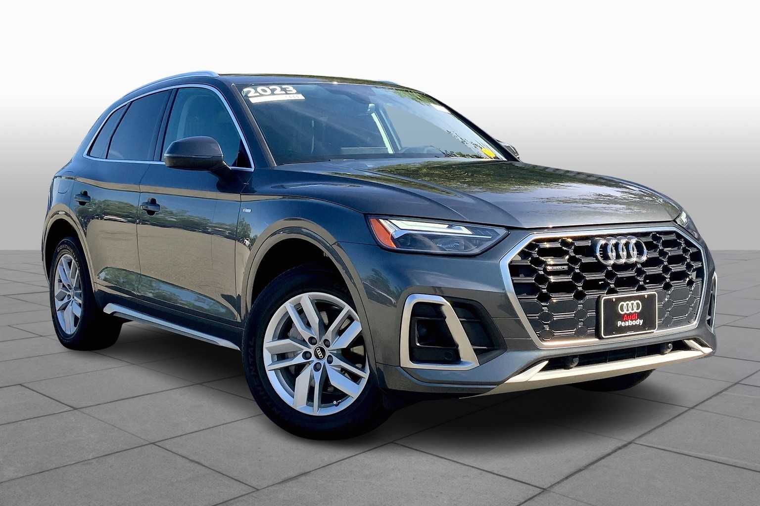 2023 Audi Q5 S line Premium photo 2