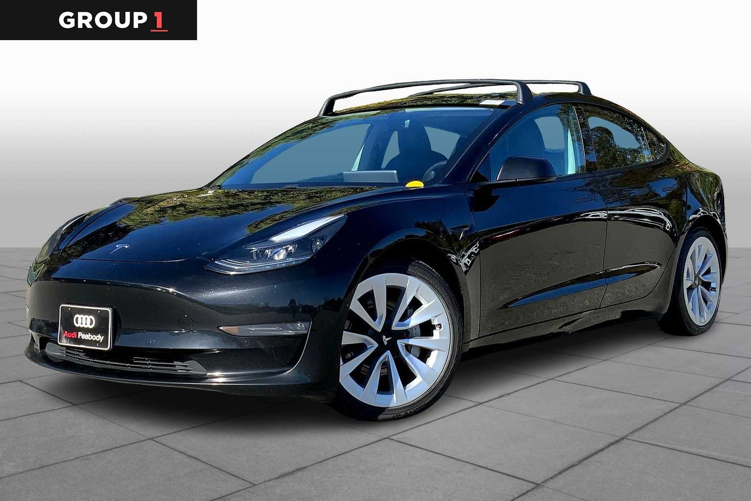 2021 Tesla Model 3 Base's photo