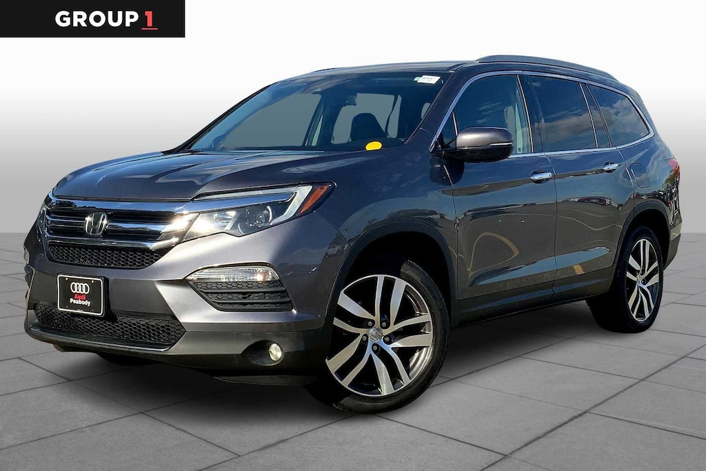 Used 2017 Honda Pilot Touring SUV