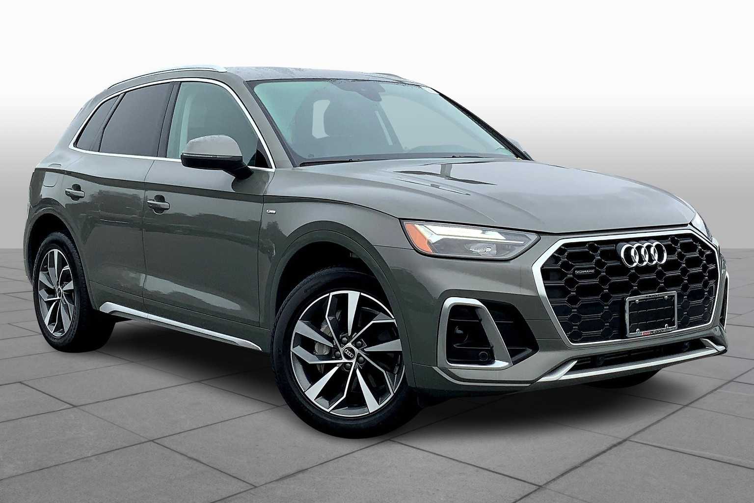 2023 Audi Q5 S line Premium photo 2