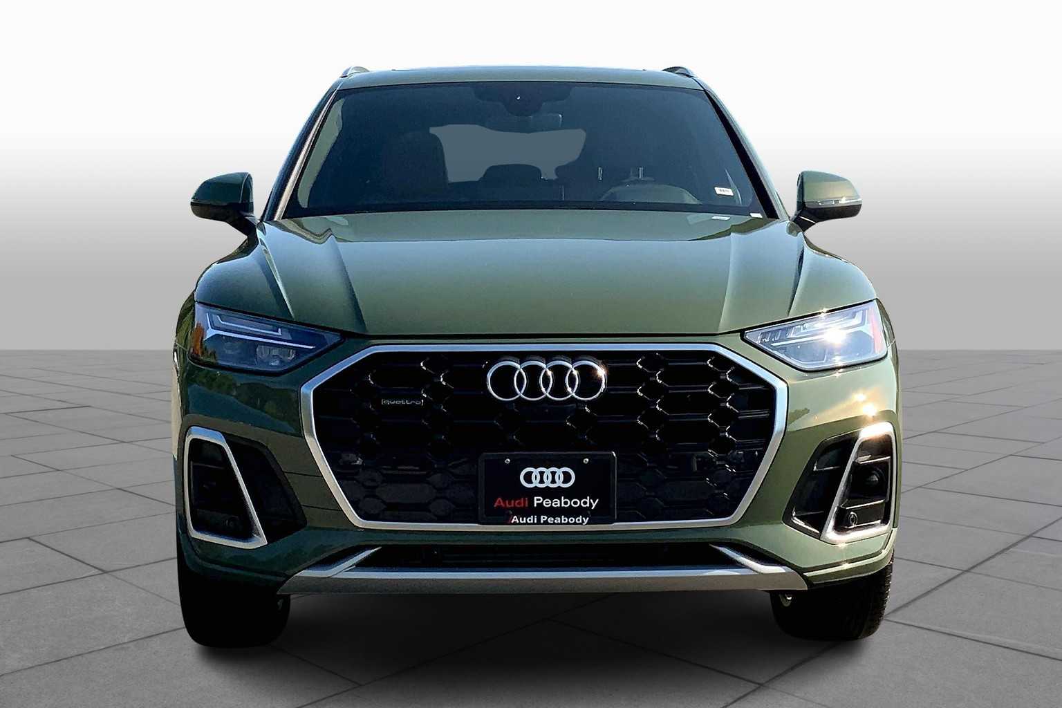 2025 Audi Q5 S line Premium Plus photo 3