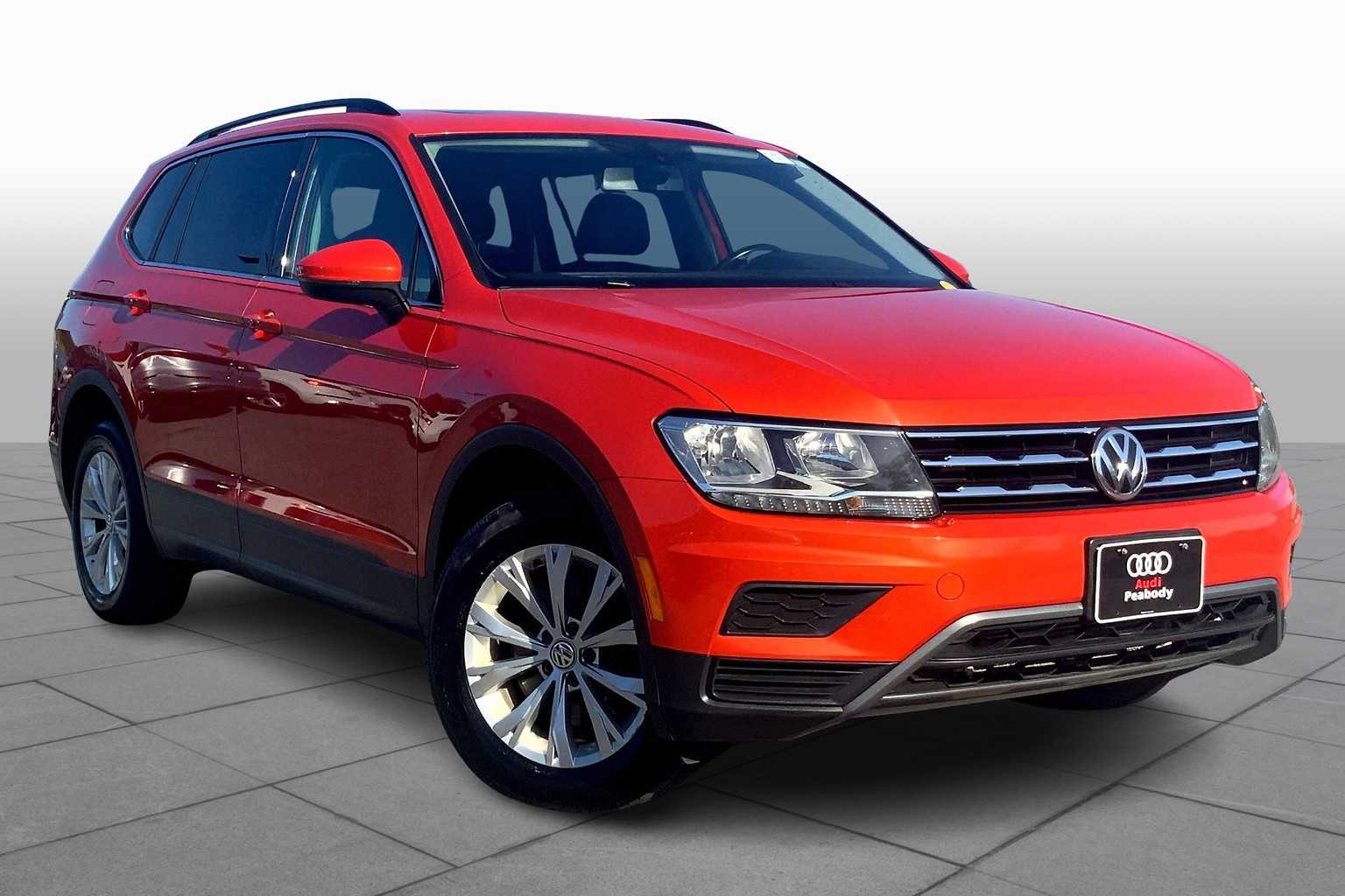 2019 Volkswagen Tiguan SE photo 2