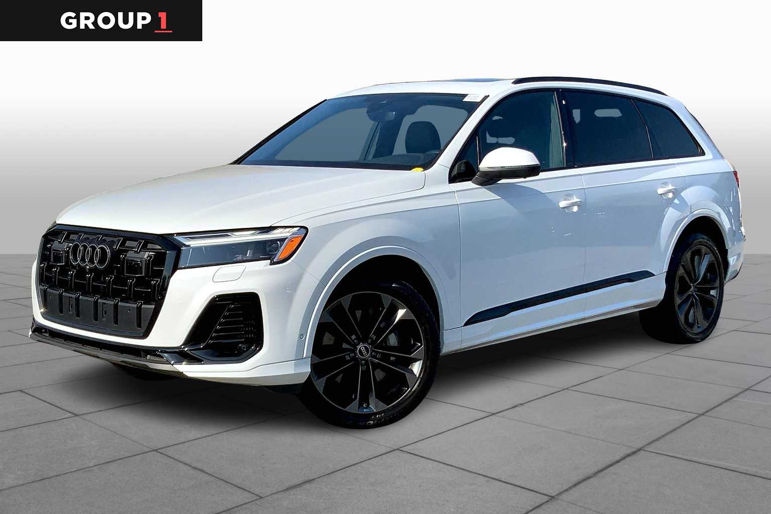 2025 Audi Q7 Premium Plus's photo