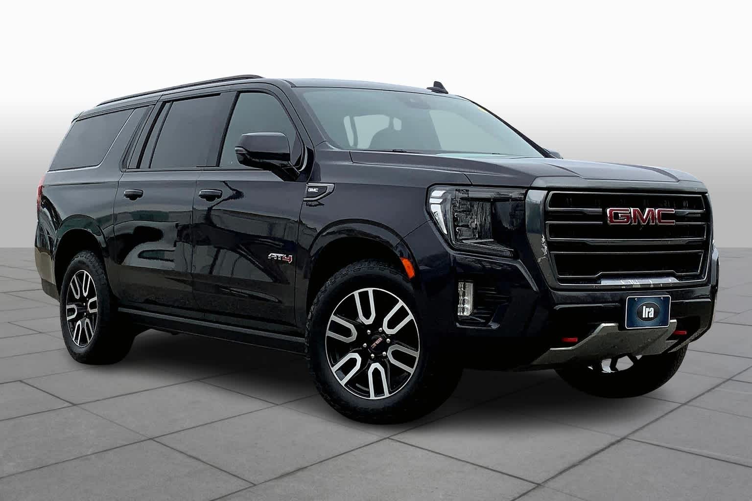 2023 Gmc Yukon XL AT4 photo 3
