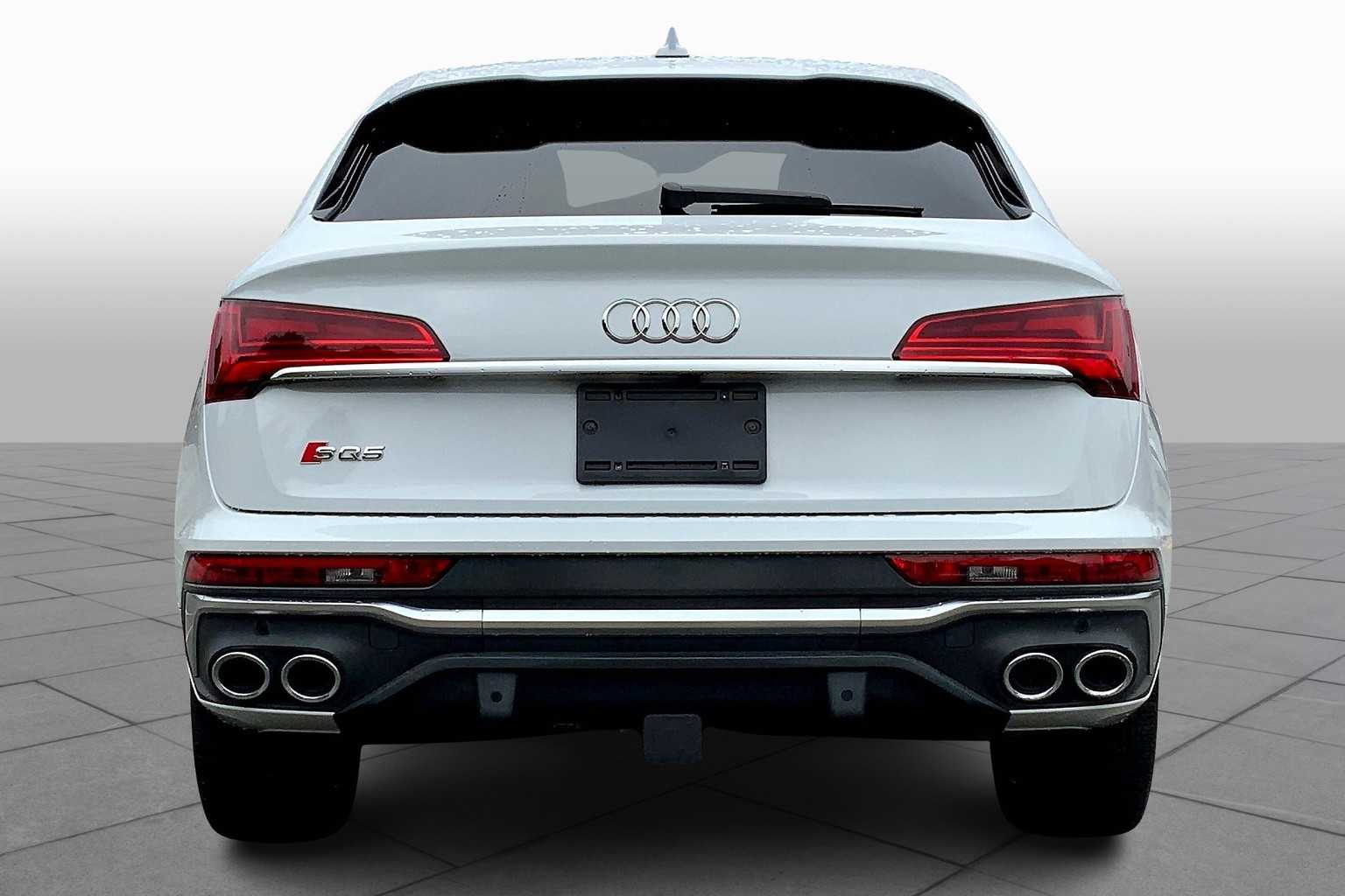 2023 Audi SQ5 Premium Plus photo 3
