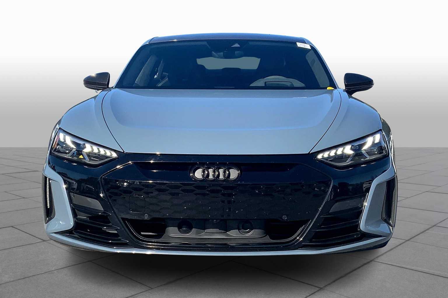 2022 Audi RS e-tron GT Base photo 3