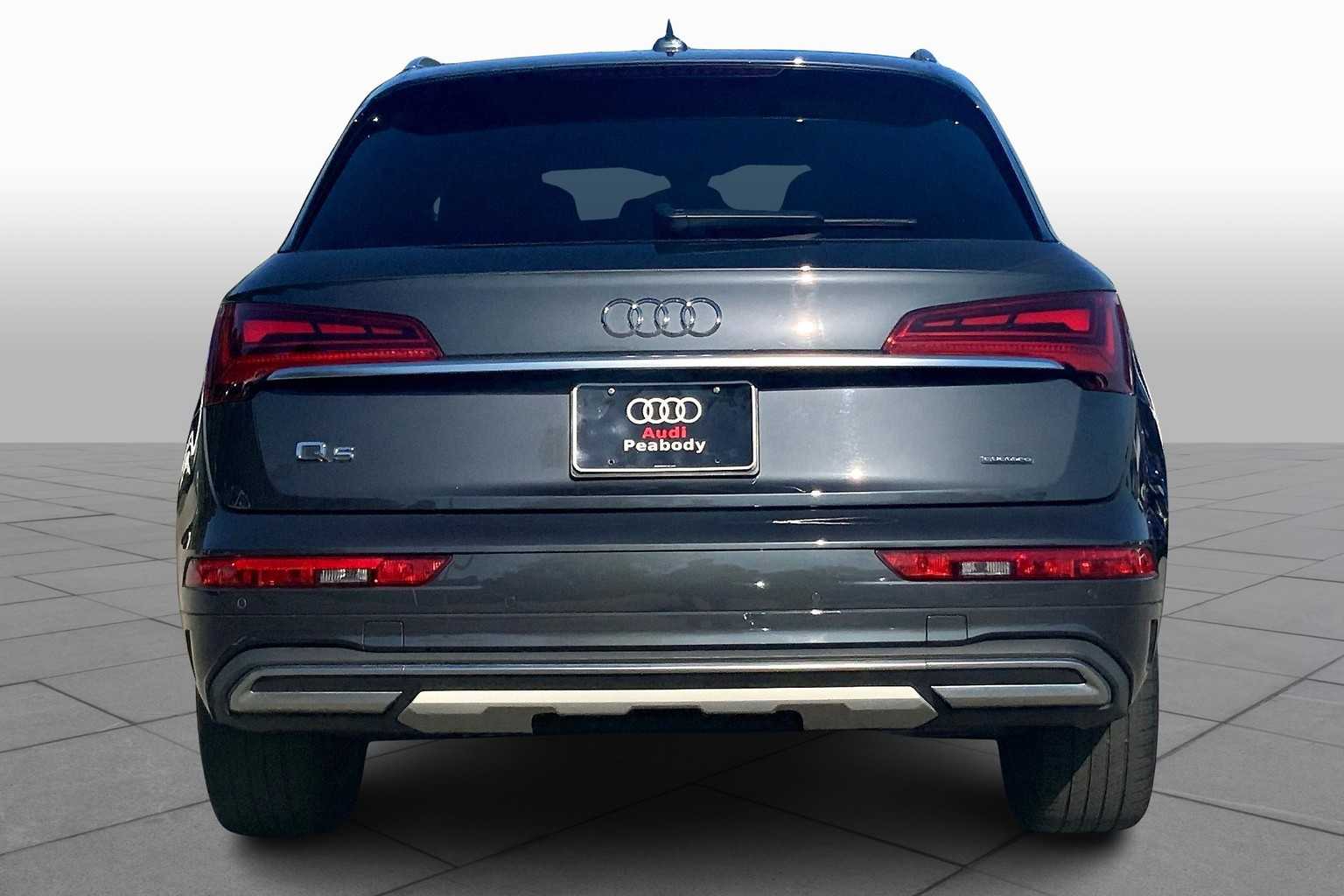 2023 Audi Q5 Premium Plus photo 4