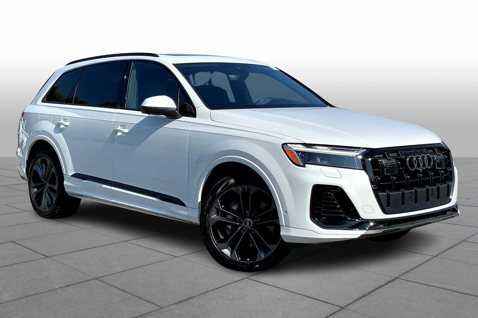 2025 Audi Q7 Premium Plus photo 2