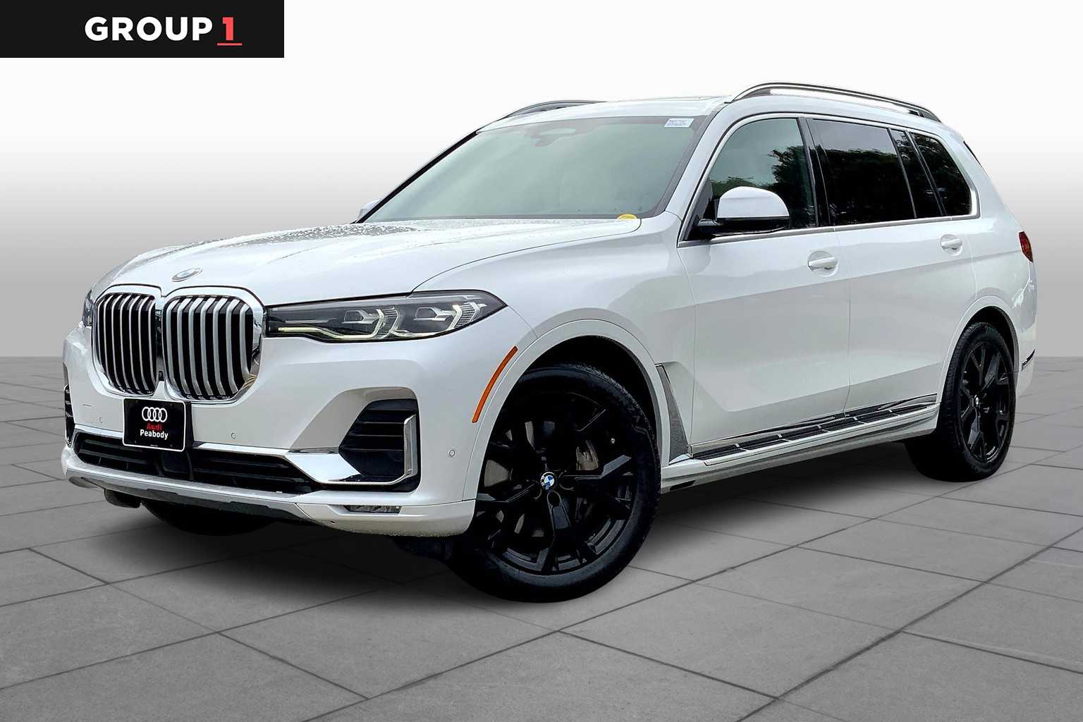 2021 BMW X7 40i's photo