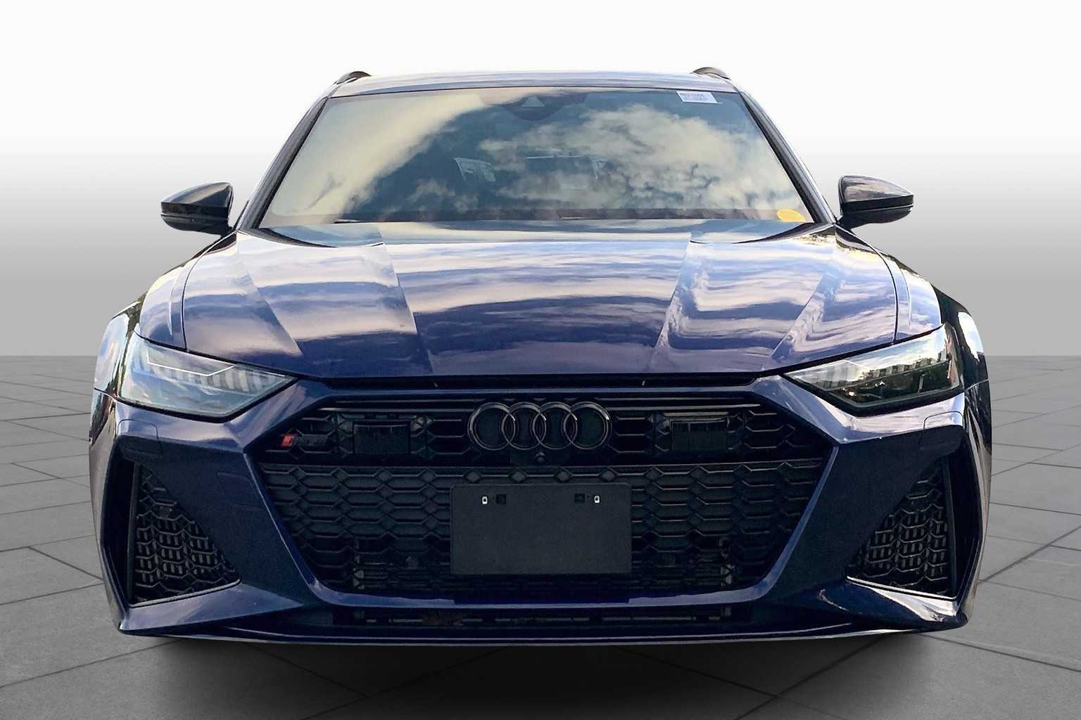 2021 Audi RS 6 Avant Base photo 3