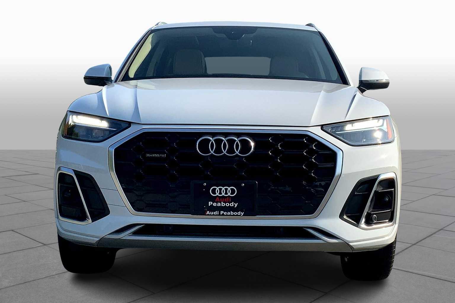 2025 Audi Q5 S line Premium Plus photo 3