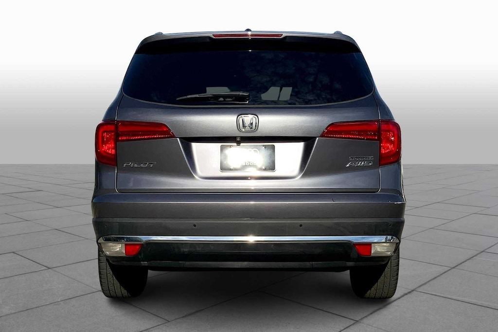 Used 2017 Honda Pilot Touring SUV