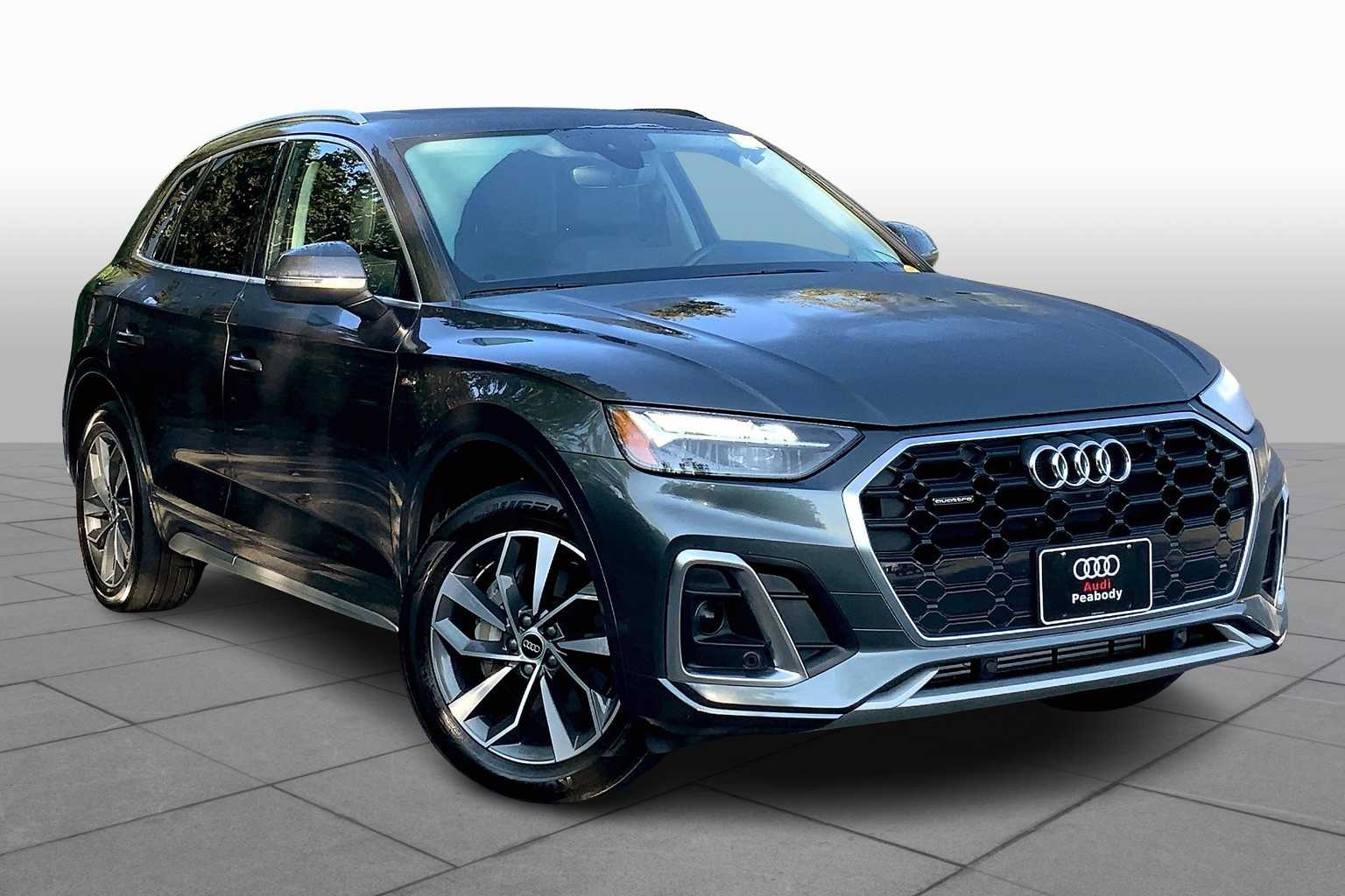 2023 Audi Q5 S line Premium Plus photo 2