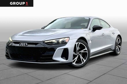2022 Audi e-tron GT Premium Plus Sedan