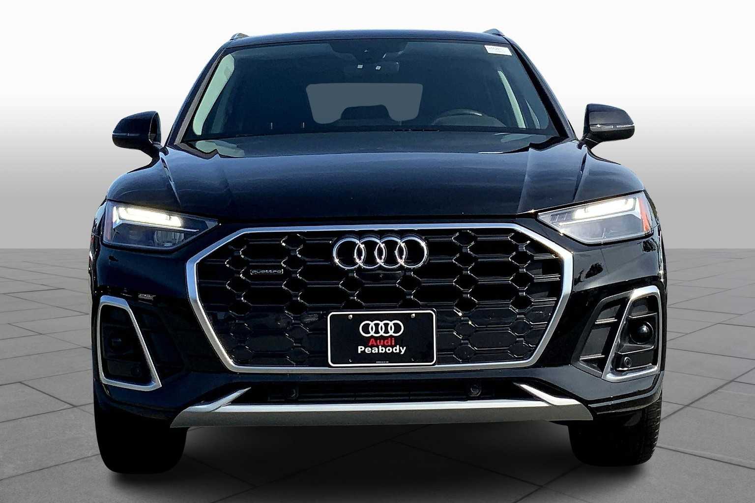 2025 Audi Q5 45 S line Premium Plus photo 3