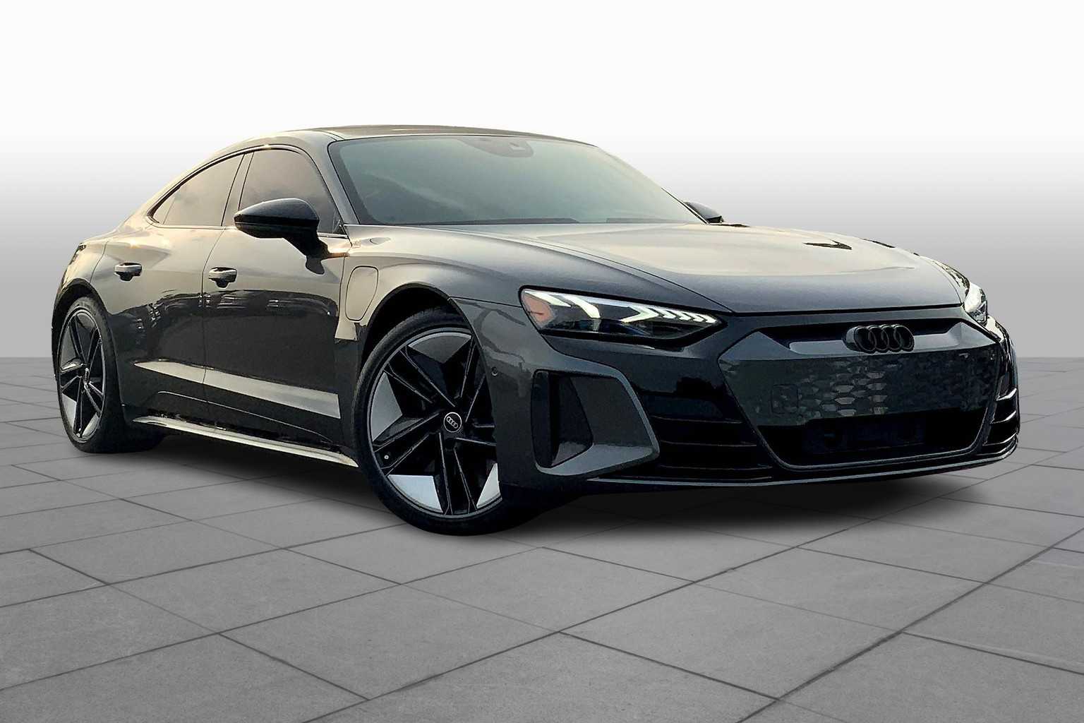 2023 Audi RS e-tron GT Base photo 2