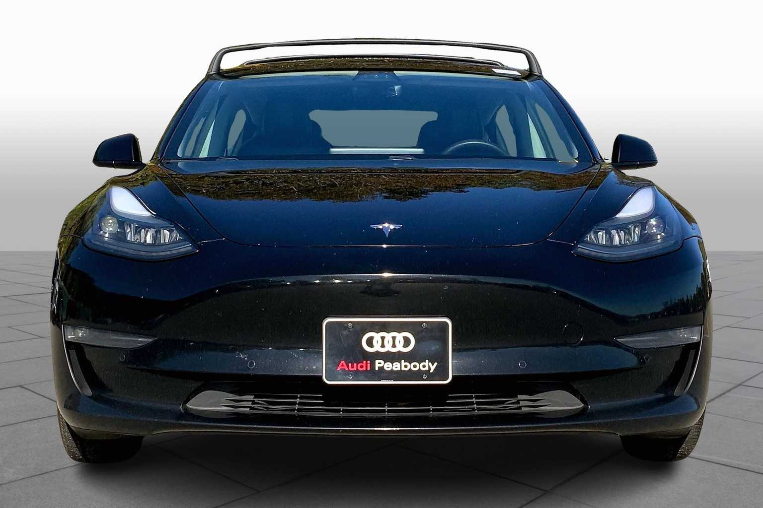 2021 Tesla Model 3 Long Range photo 3