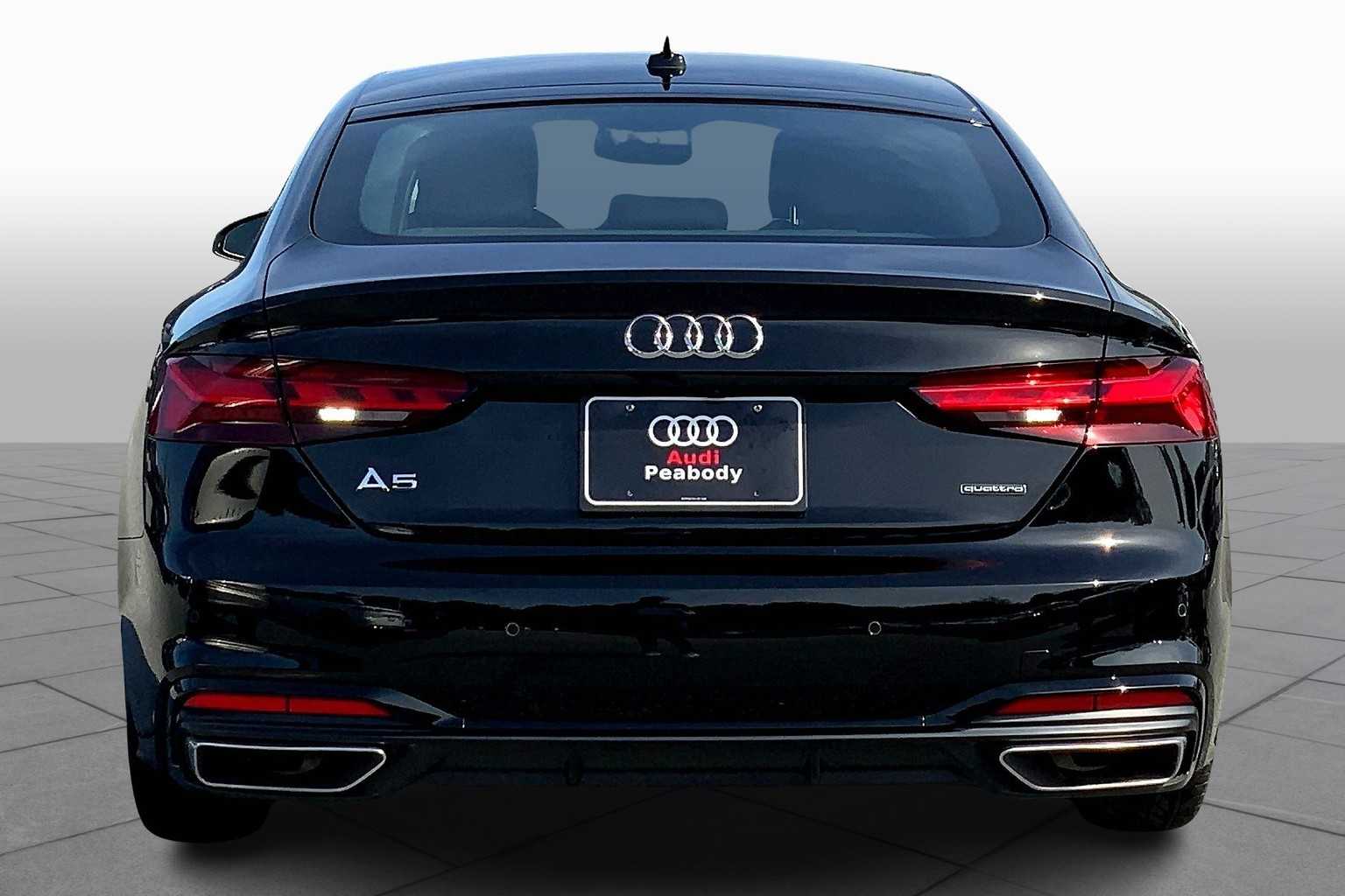 2025 Audi A5 45 S line Premium Plus photo 4