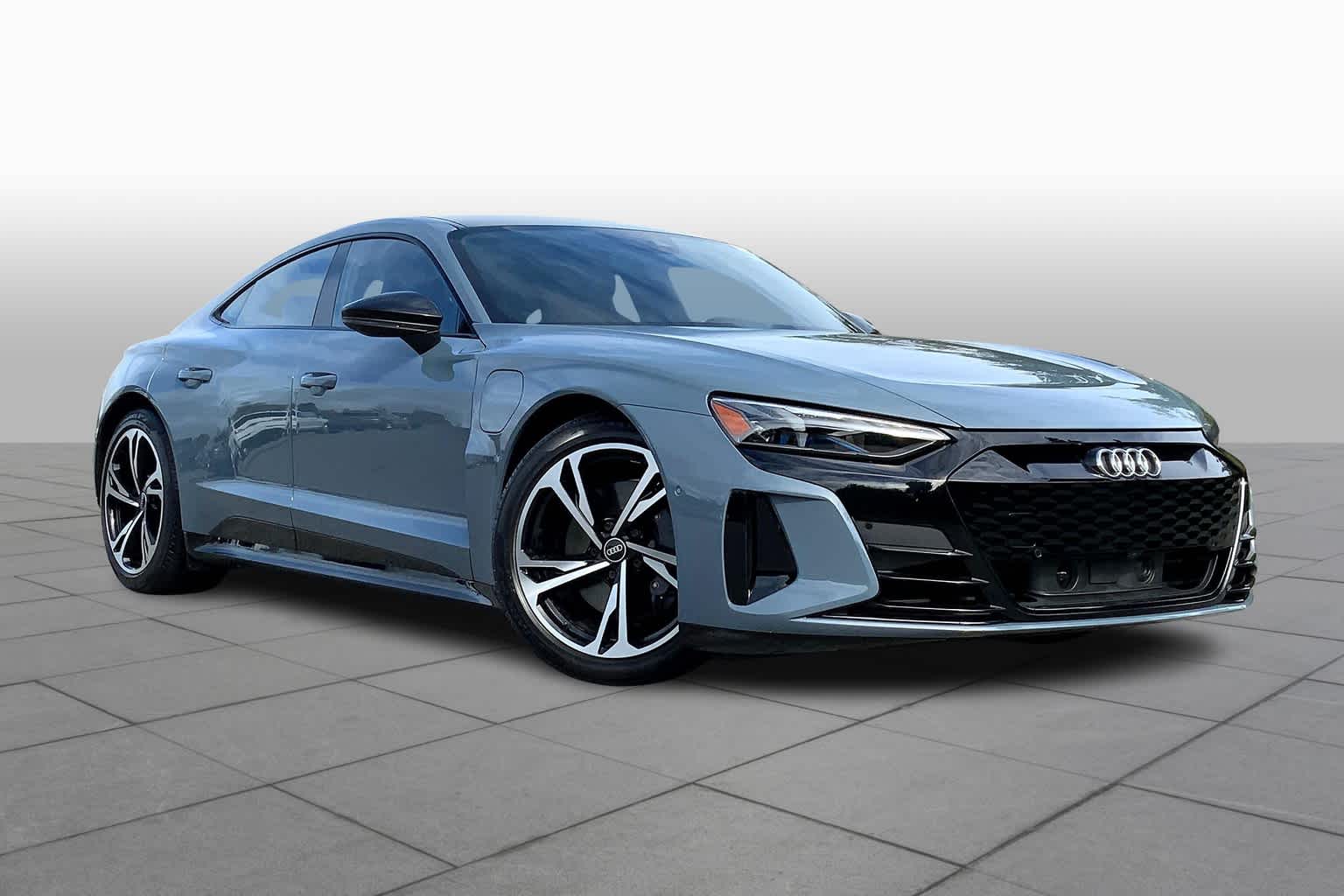 2022 Audi e-tron GT Prestige photo 2