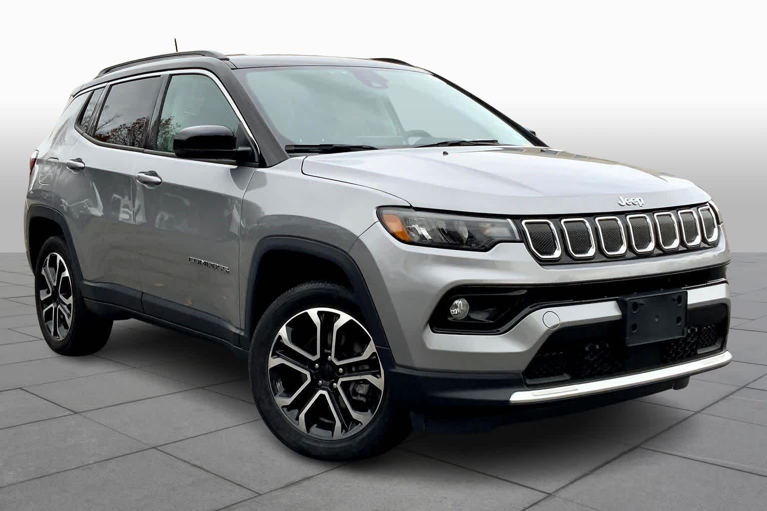 2022 Jeep Compass Limited photo 2