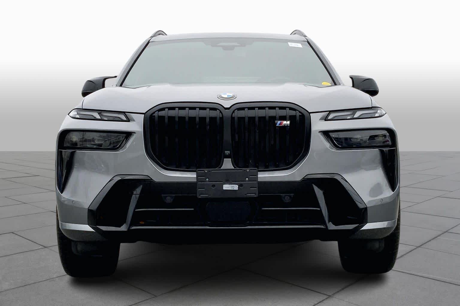 2025 Bmw X7 M60i photo 3
