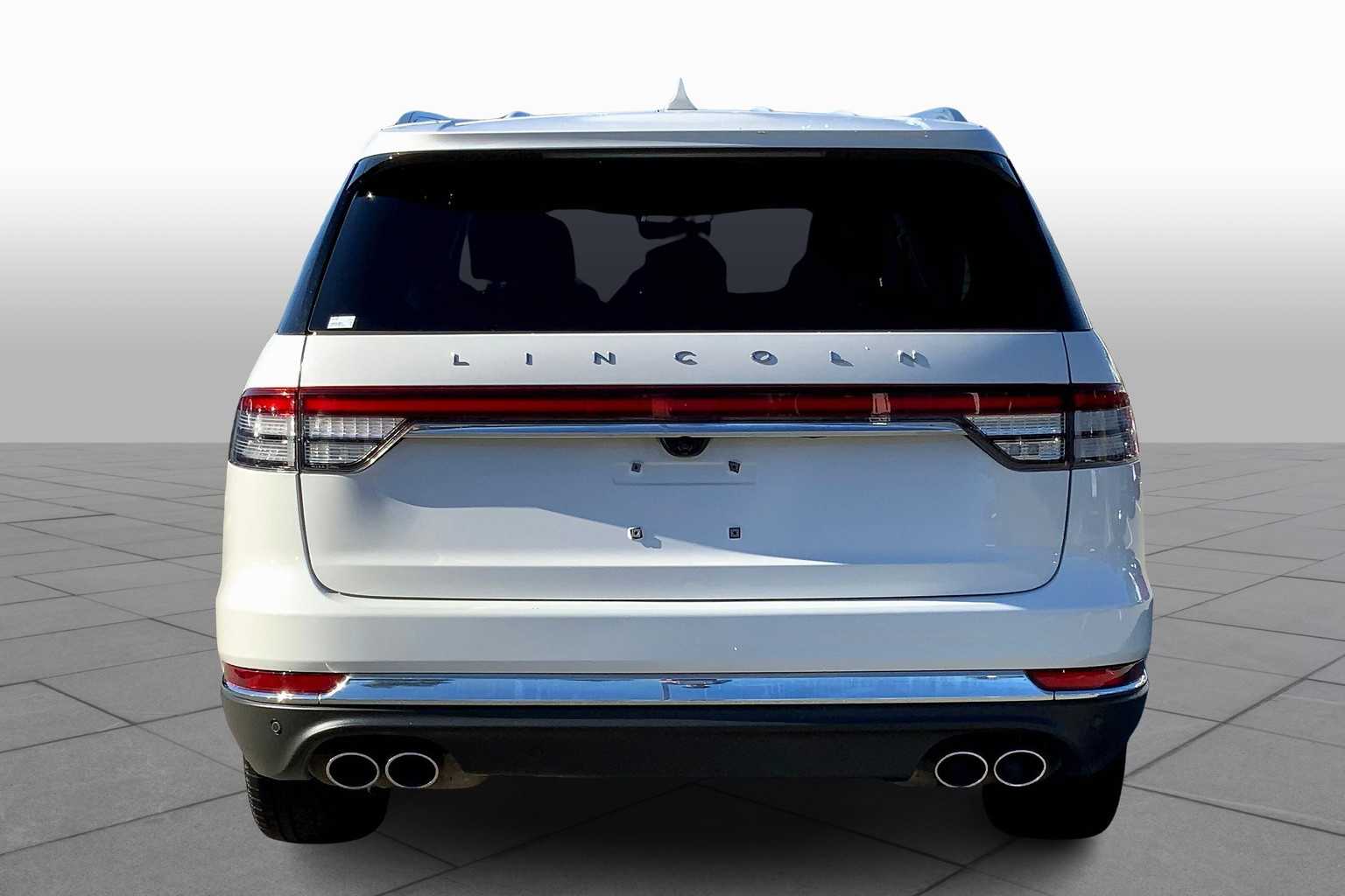2022 Lincoln Aviator Reserve photo 4