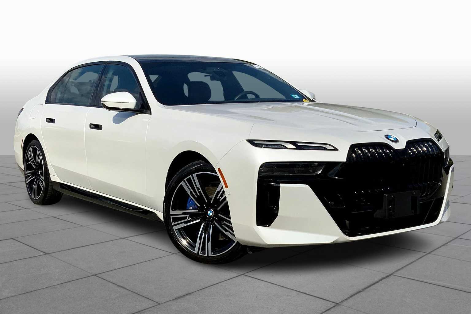 2023 Bmw 760i xDrive photo 2