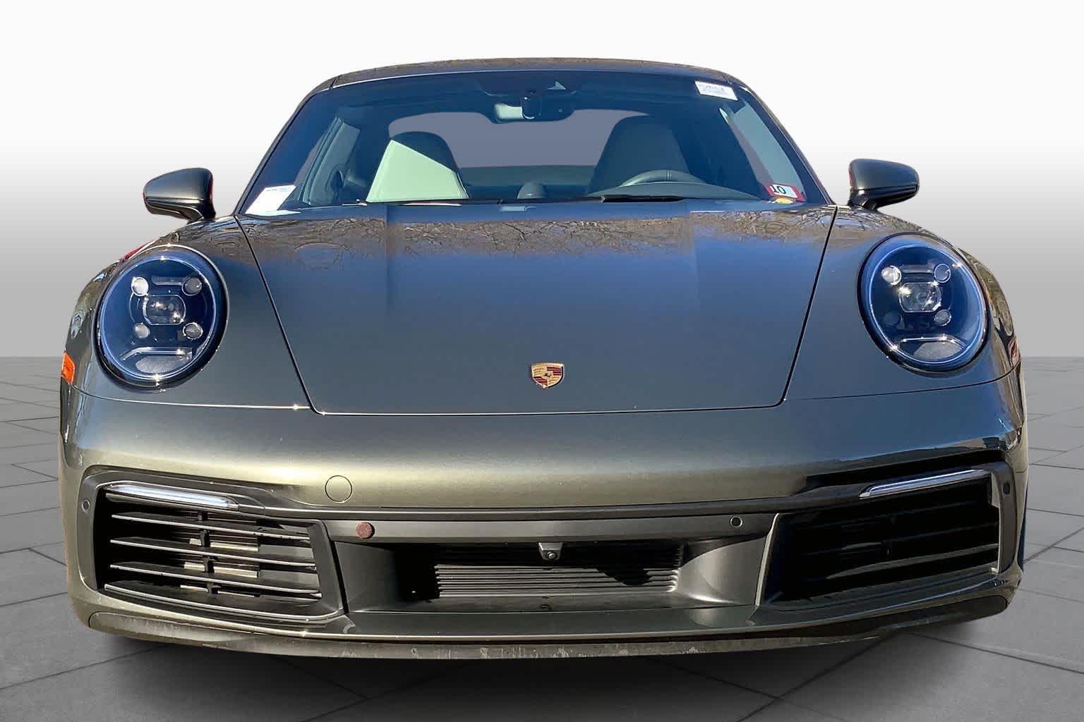 2024 Porsche 911 T 4 photo 3