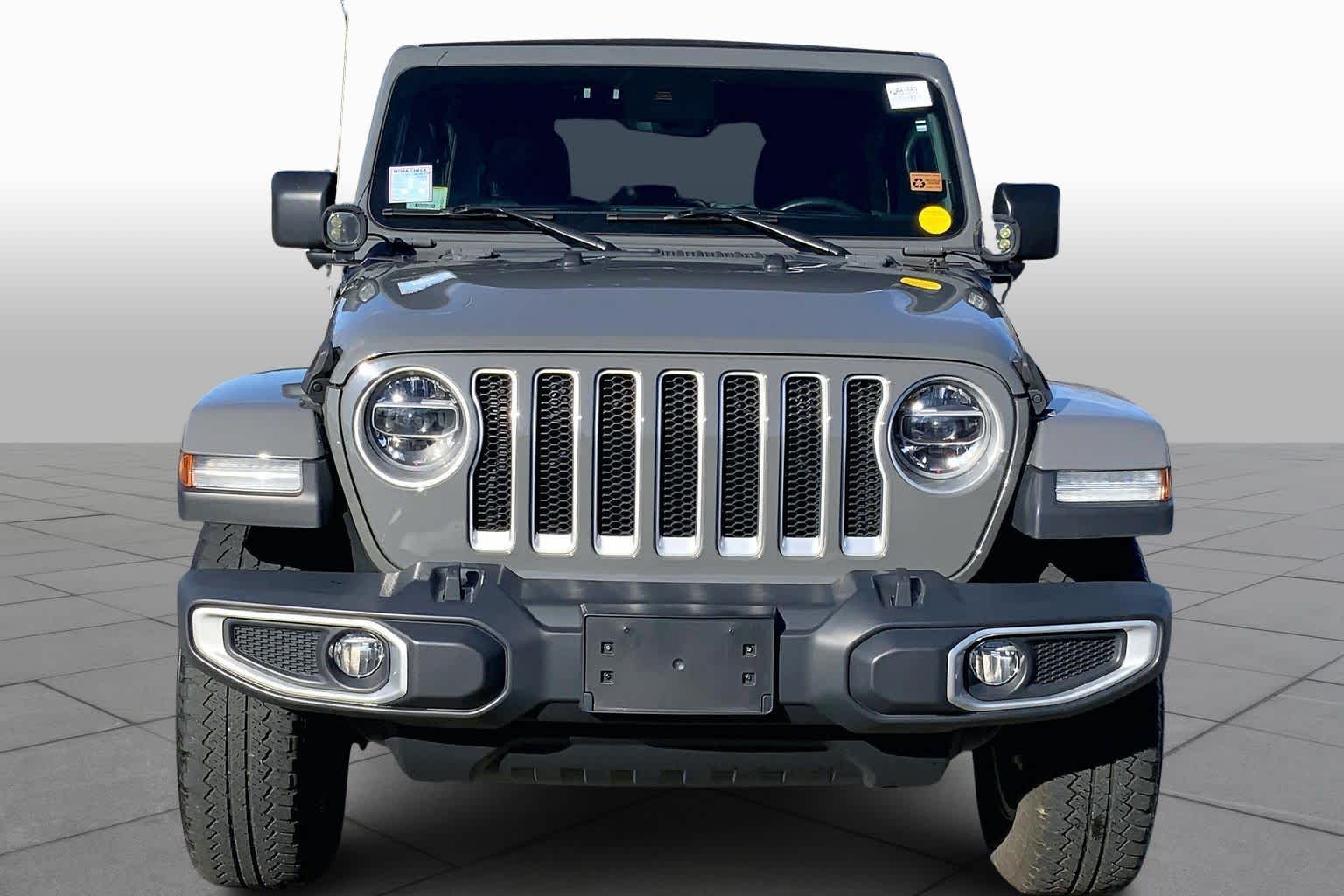 2019 Jeep Wrangler Unlimited Sahara photo 3