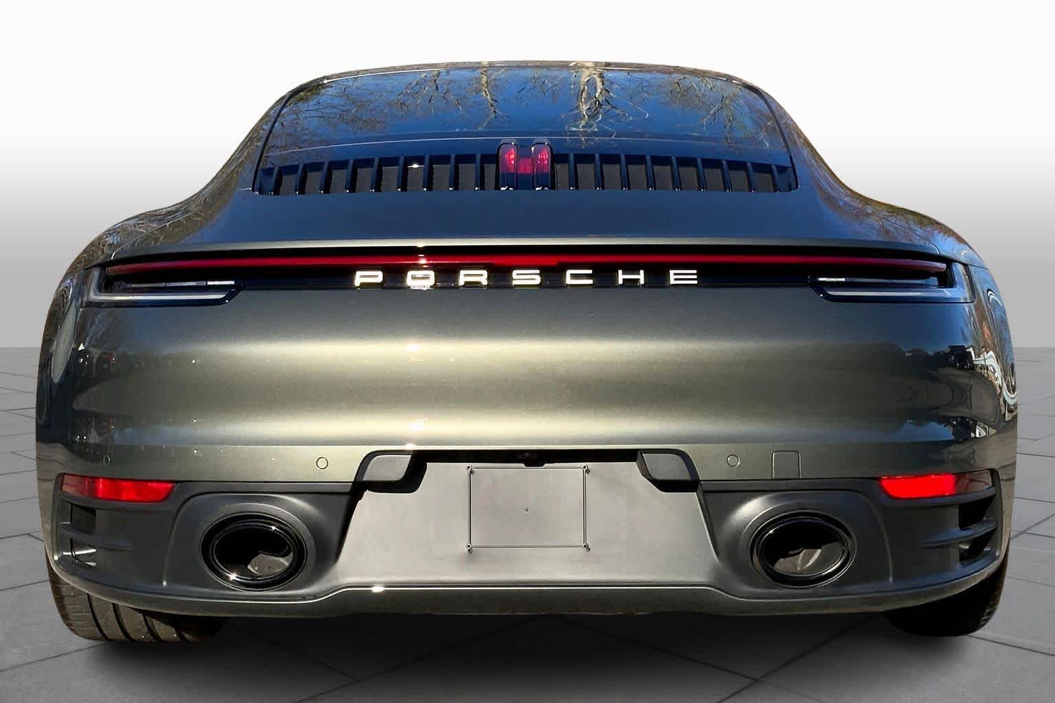 2024 Porsche 911 T 4 photo 4