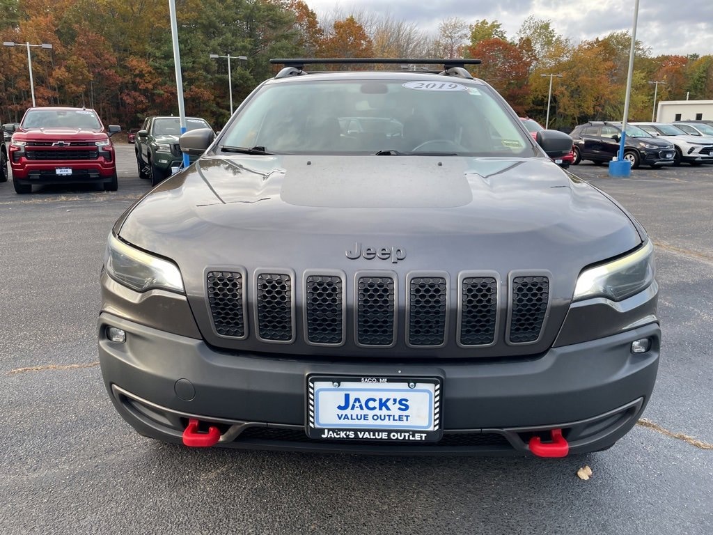 Used 2019 Jeep Cherokee Trailhawk SUV