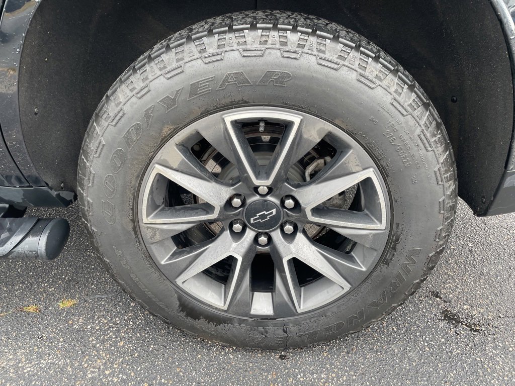 2023 Chevrolet Tahoe Z71 photo 3