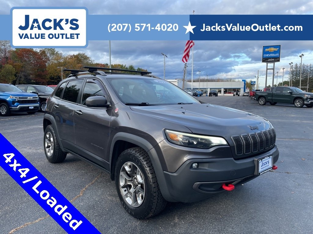 Used 2019 Jeep Cherokee Trailhawk SUV