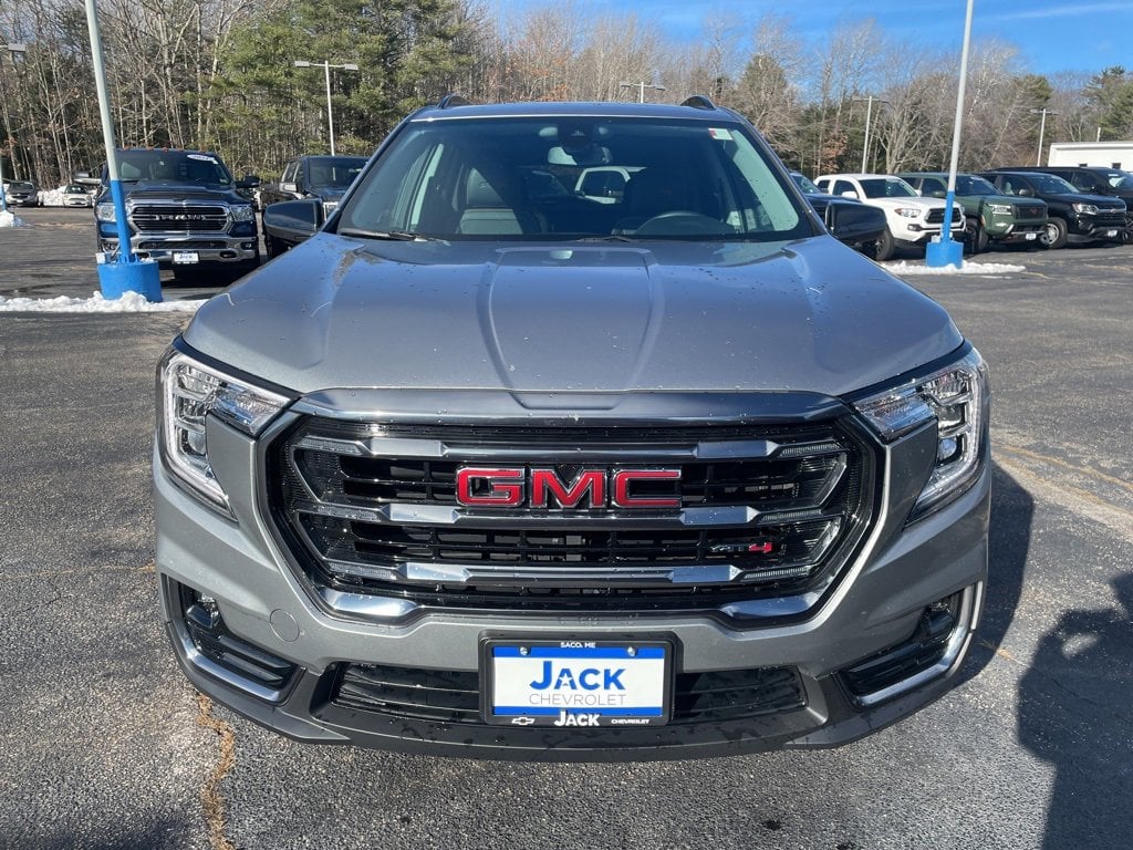 Used 2024 GMC Terrain AT4 SUV