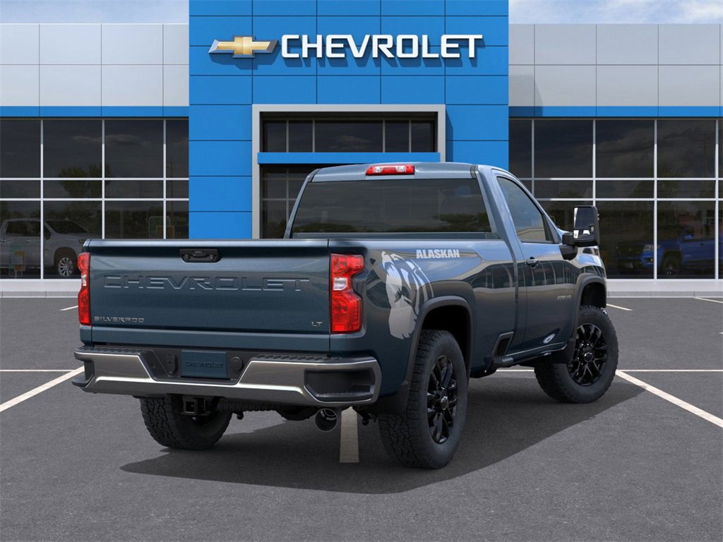 2026 Chevrolet Silverado 2500HD LT photo 4