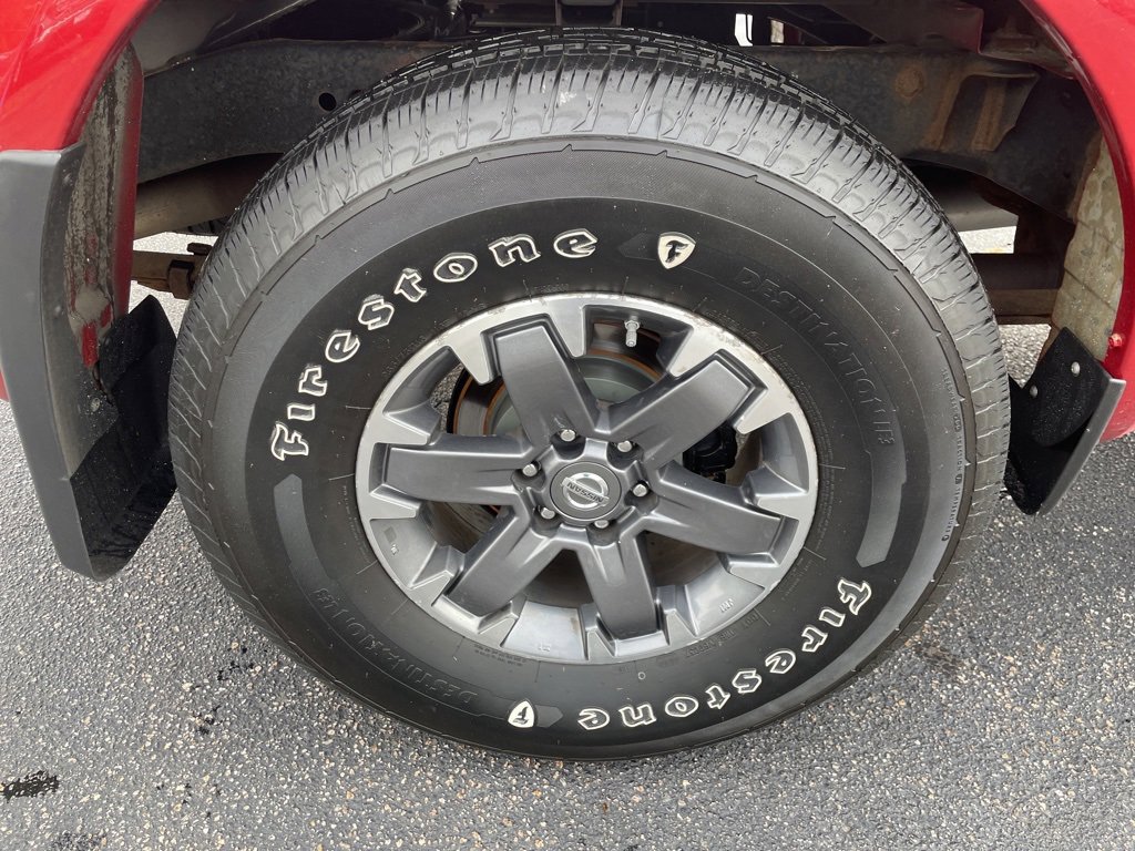 2018 Nissan Frontier PRO-4X photo 2